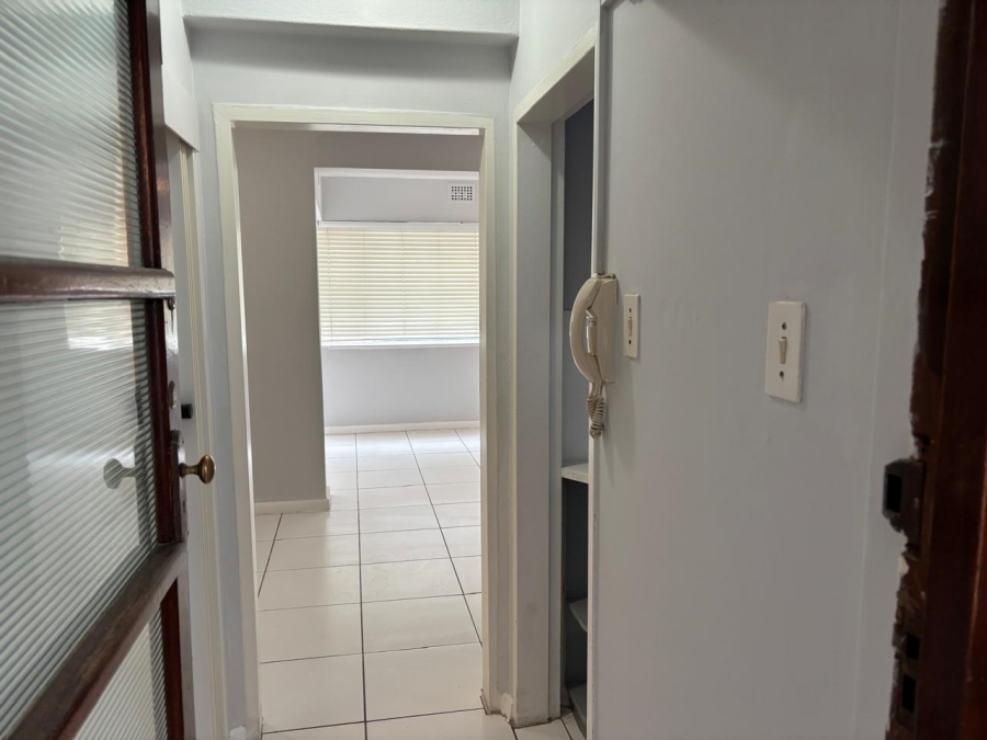 To Let 0 Bedroom Property for Rent in Sea Point Western Cape